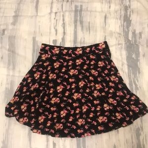 High waisted floral print mini skirt